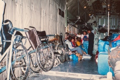 Participação Brasil na Abilympic de 1985 em Bogotá, Colombia. Outubro de 1985. Esta imagem é uma reprodução dos slides da caixa identificada como "Abilympic Colombia". Acervo Romeu Sassaki.