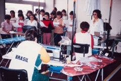 Participação Brasil na Abilympic de 1985 em Bogotá, Colombia. Outubro de 1985. Esta imagem é uma reprodução dos slides da caixa identificada como "Abilympic Colombia". Acervo Romeu Sassaki.