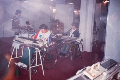 Participação Brasil na Abilympic de 1985 em Bogotá, Colombia. Outubro de 1985. Esta imagem é uma reprodução dos slides da caixa identificada como "Abilympic Colombia". Acervo Romeu Sassaki.